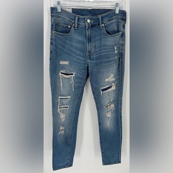 H&M Skinny Coupe Moulante Distressed Jeans Size 32/32 - Picture 1 of 12